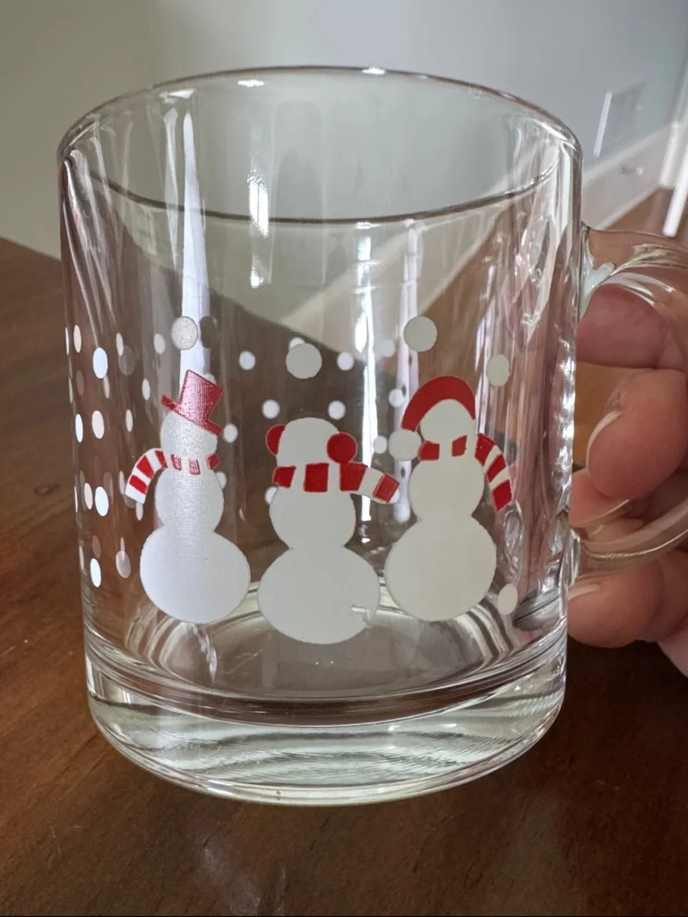 Set/4 Crate & Barrel Festive Snowman Glass Mugs, Clear w/ White and Red Accents